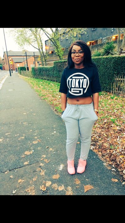 Watch Oyinlola 👑's leaked NSFW photo on TwXstars