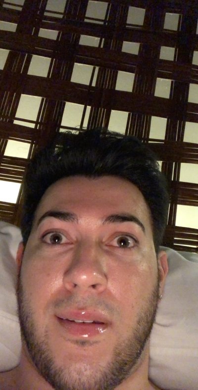 Watch Manny MUA's leaked NSFW photo on TwXstars