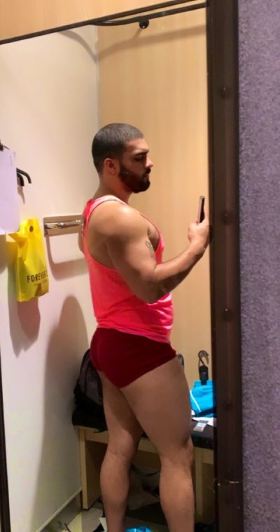 Watch JE🌹⚜️'s leaked NSFW photo on TwXstars