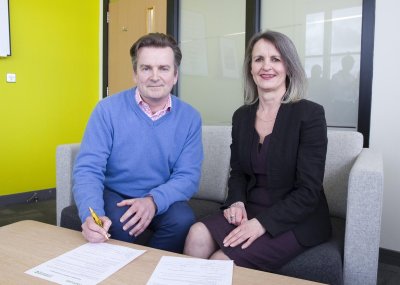 Watch Waitrose & Partners's leaked NSFW photo on TwXstars