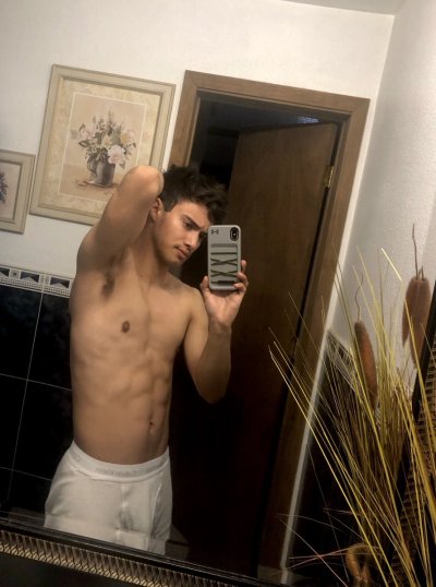 Watch Luis Alonso 🇲🇽🤙🏼's leaked NSFW photo on TwXstars