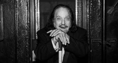 Watch Ron Jeremy's leaked NSFW photo on TwXstars