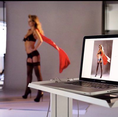 Watch Rhian Sugden's leaked NSFW photo on TwXstars