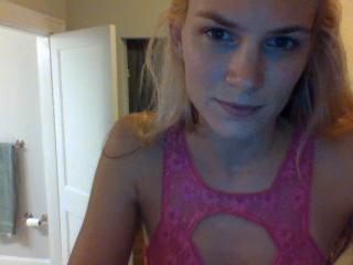 Watch 𝔾𝕀𝔸 ℍ𝕀𝕃𝕃 💜✨'s leaked NSFW photo on TwXstars