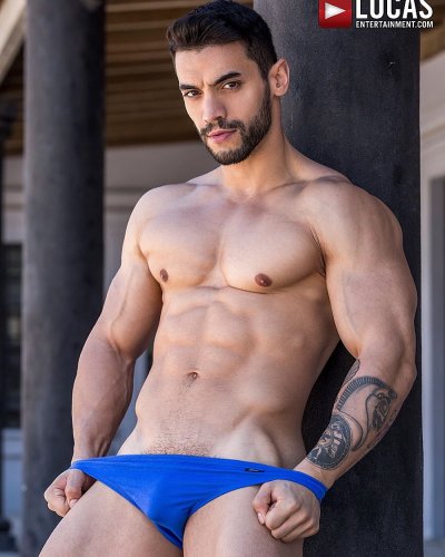 Watch Official.ARADWINWIN's leaked NSFW photo on TwXstars