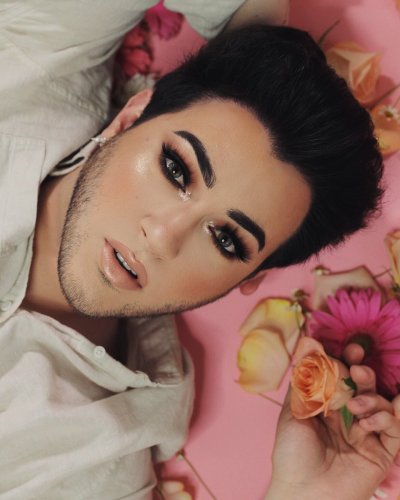 Watch Manny MUA's leaked NSFW photo on TwXstars