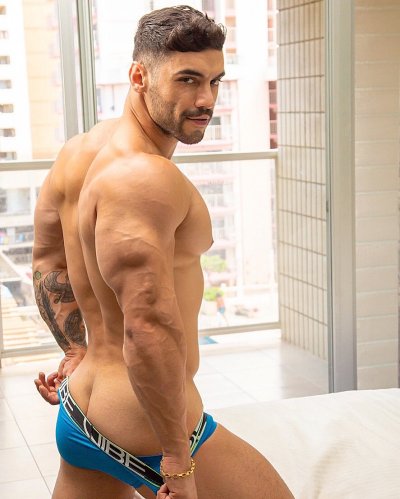 Watch Official.ARADWINWIN's leaked NSFW photo on TwXstars