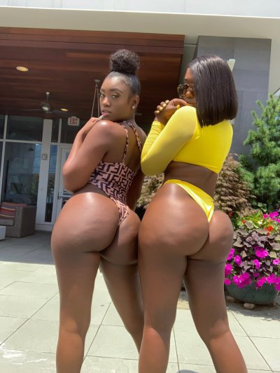 Watch Ashley D's leaked NSFW photo on TwXstars