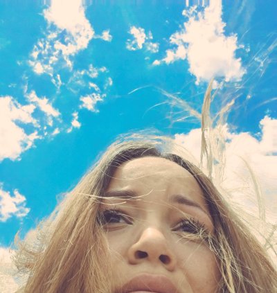 Watch Mamí's leaked NSFW photo on TwXstars