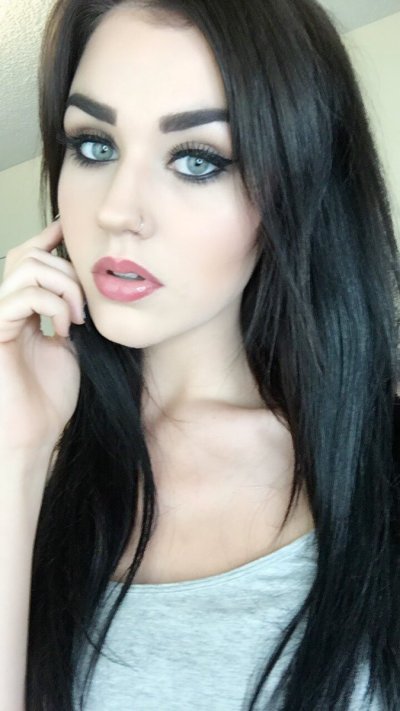 Watch Emily 🦇's leaked NSFW photo on TwXstars