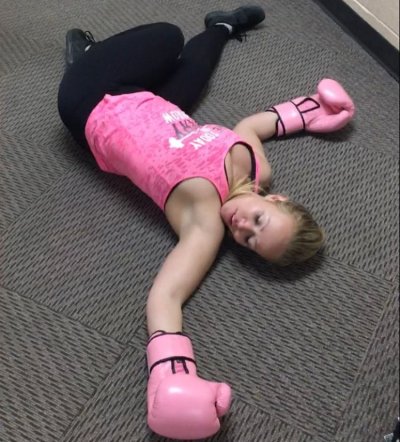 Watch Austin Taylor's leaked NSFW photo on TwXstars