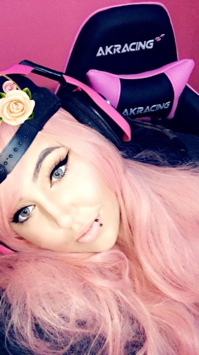 Watch KAYSHA💕's leaked NSFW photo on TwXstars