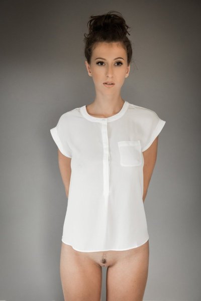 Watch Emylia Argan's leaked NSFW photo on TwXstars