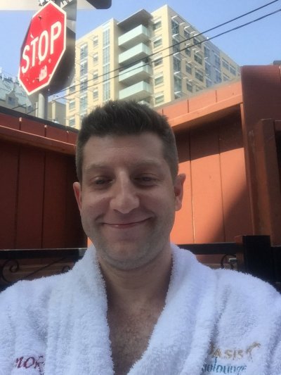 Watch Dave Dixon's leaked NSFW photo on TwXstars