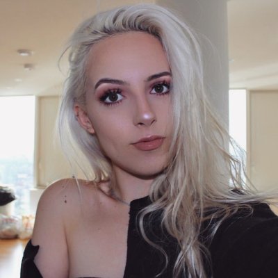 Watch Kirsty's leaked NSFW photo on TwXstars