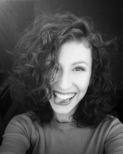 Watch Emylia Argan's leaked NSFW photo on TwXstars