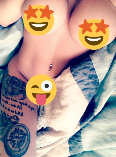 Watch Daisy Dillon's leaked NSFW photo on TwXstars