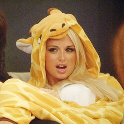 Watch Rhian Sugden's leaked NSFW photo on TwXstars