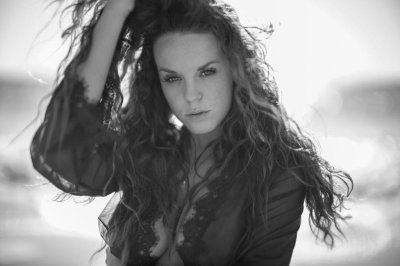 Watch AIPdaily's leaked NSFW photo on TwXstars