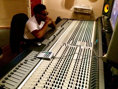 Watch XAVIER KEYZ's leaked NSFW photo on TwXstars