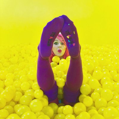 Watch Annalee Belle's leaked NSFW photo on TwXstars