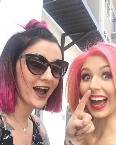 Watch Annalee Belle's leaked NSFW photo on TwXstars