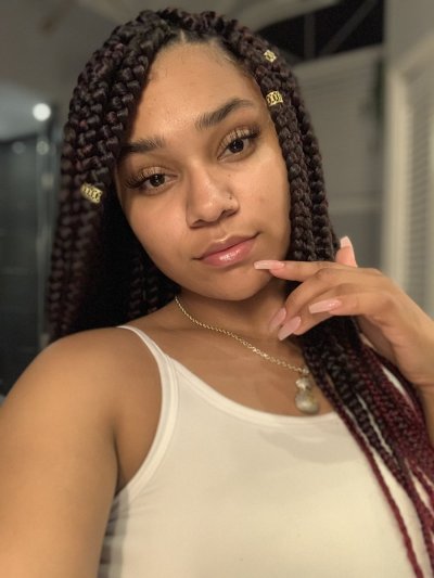 Watch little miss make it happen 💕🫧's leaked NSFW photo on TwXstars