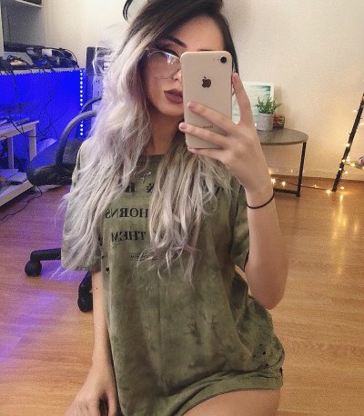 Watch melly's leaked NSFW photo on TwXstars