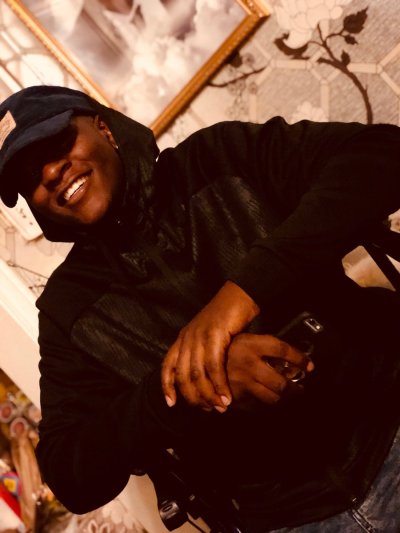 Watch 𝔇𝔞 𝔡𝔬𝔫 🥷🏾🍃's leaked NSFW photo on TwXstars