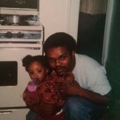 Watch Mom's leaked NSFW photo on TwXstars