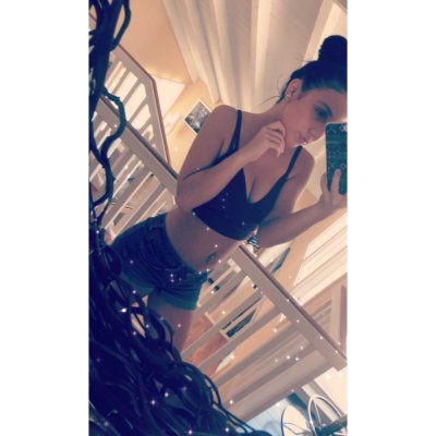 Watch Selena Stone's leaked NSFW photo on TwXstars