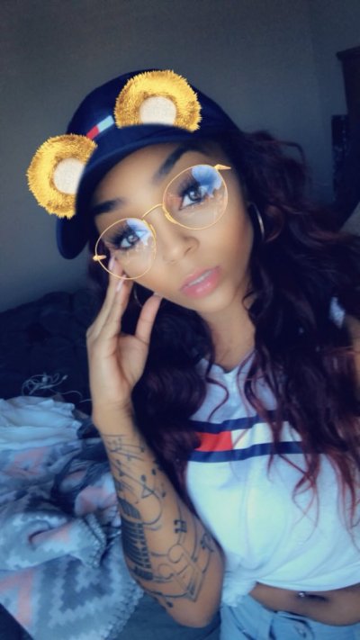 Watch Lezzy Lez's leaked NSFW photo on TwXstars