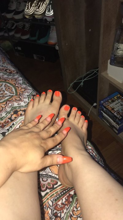 Watch 𝙽𝚊𝚑𝚒𝚛 🍒's leaked NSFW photo on TwXstars