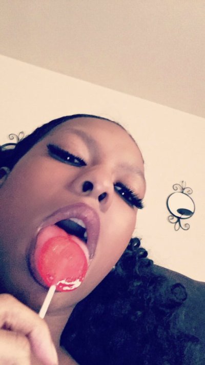 Watch Saleema 💖's leaked NSFW photo on TwXstars