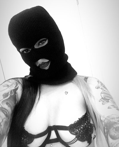 Watch Andressa Sisto 🌸's leaked NSFW photo on TwXstars