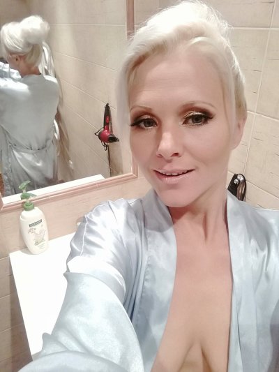 Watch Kathy's leaked NSFW photo on TwXstars