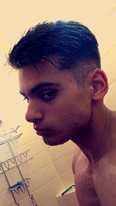 Watch Yosuf's leaked NSFW photo on TwXstars