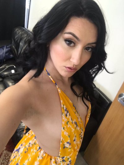 Watch Mandy Muse's leaked NSFW photo on TwXstars