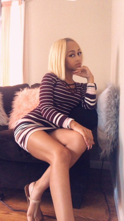 Watch GODDESSBAE__💛's leaked NSFW photo on TwXstars