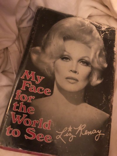 Watch Bailey Jay's leaked NSFW photo on TwXstars