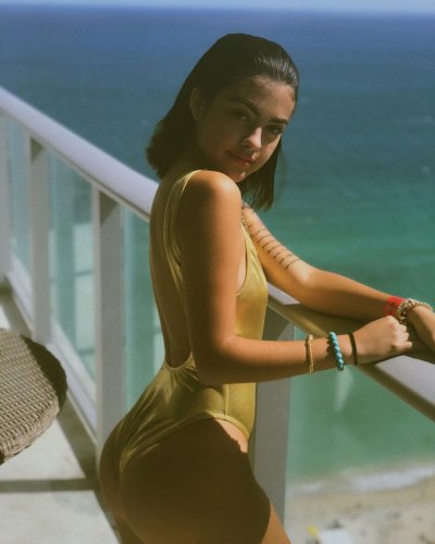 Watch Malú Trevejo's leaked NSFW photo on TwXstars
