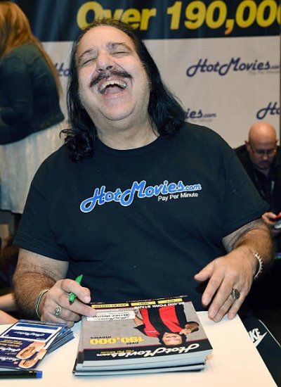 Watch Ron Jeremy's leaked NSFW photo on TwXstars