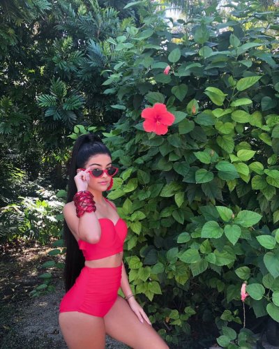 Watch Malú Trevejo's leaked NSFW photo on TwXstars