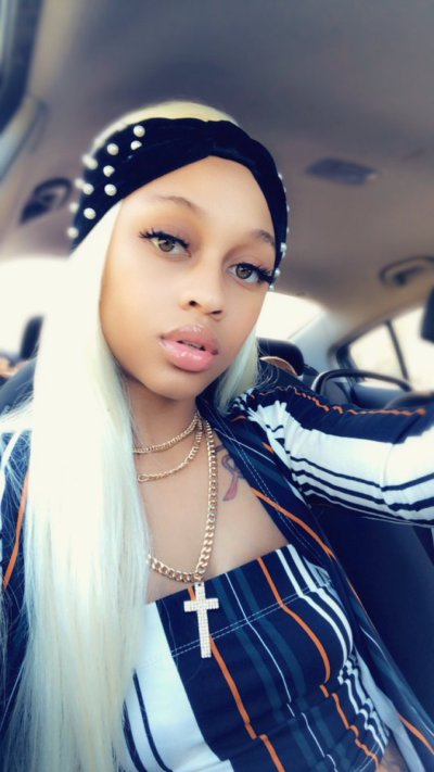 Watch GODDESSBAE__💛's leaked NSFW photo on TwXstars