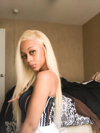 Watch GODDESSBAE__💛's leaked NSFW photo on TwXstars