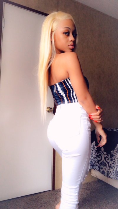 Watch GODDESSBAE__💛's leaked NSFW photo on TwXstars