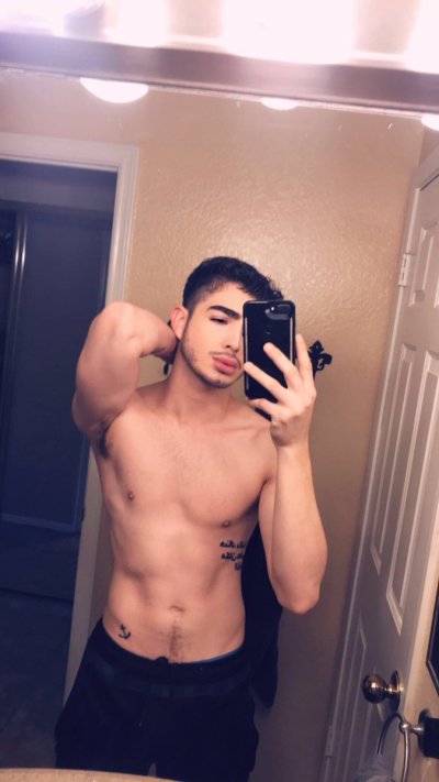 Watch Elmer.'s leaked NSFW photo on TwXstars