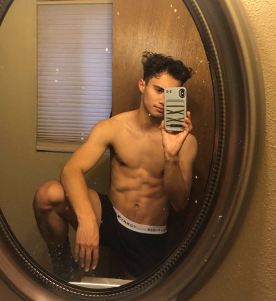 Watch Luis Alonso 🇲🇽🤙🏼's leaked NSFW photo on TwXstars