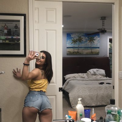 Watch ❦ 𝕄𝐢𝐥𝕜 𝕟 Ｈｏｎｅｙ 🍯 ✨'s leaked NSFW photo on TwXstars