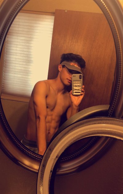Watch Luis Alonso 🇲🇽🤙🏼's leaked NSFW photo on TwXstars